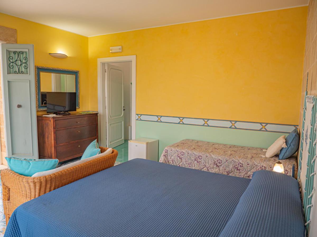 Agriturismo Masseria Alcorico 加利亚诺德尔卡波 外观 照片