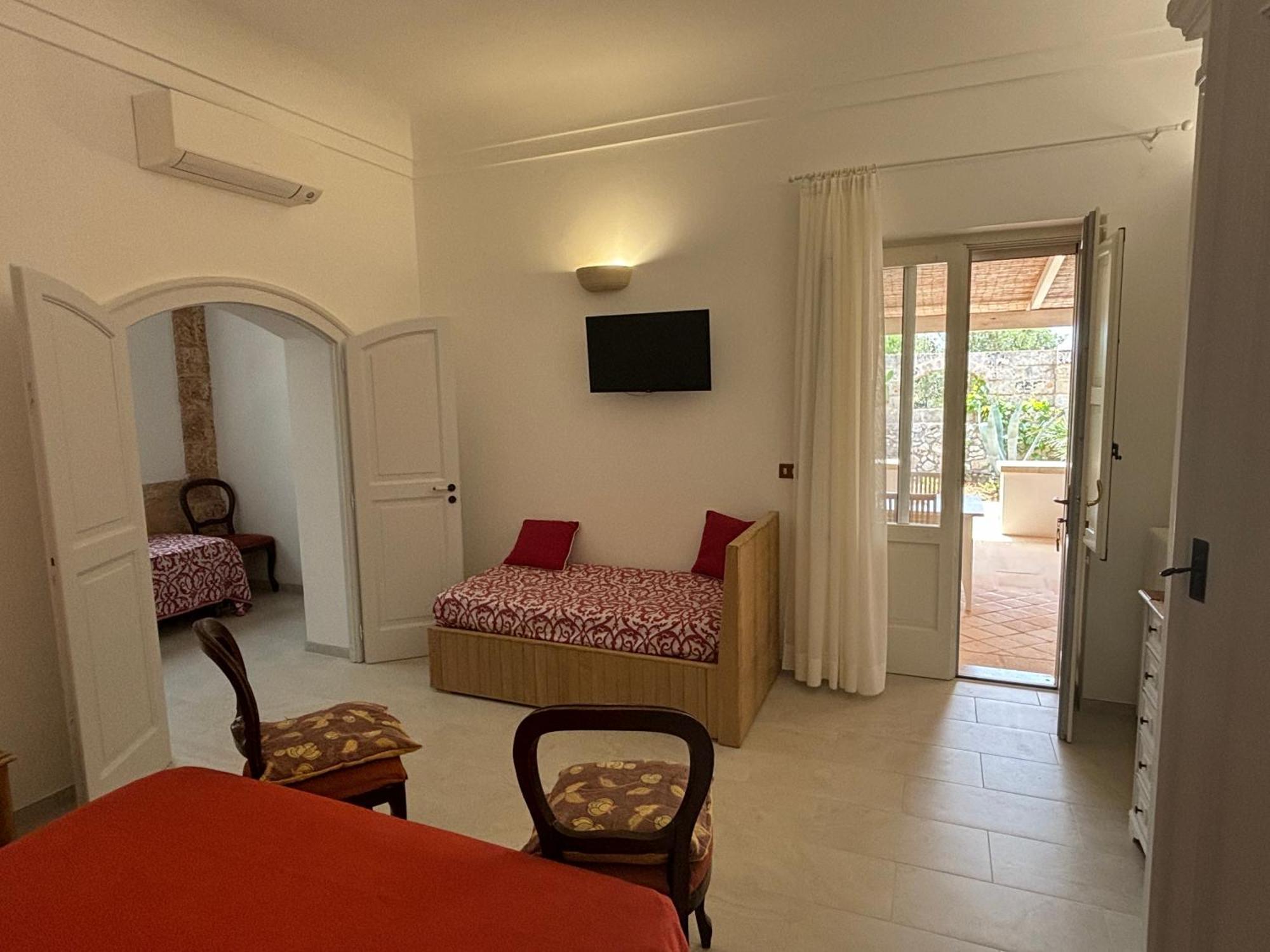 Agriturismo Masseria Alcorico 加利亚诺德尔卡波 客房 照片